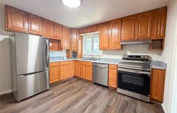 238 W Skyline Drive, Ballwin, MO 63011