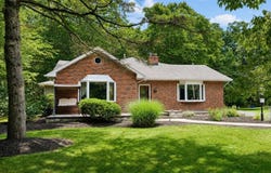 655 Laurel Avenue, Holmdel, NJ 07733