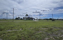 1315 NW 8th Terrace, Cape Coral, FL 33993