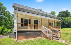586 Hickory Drive, Startex, SC 29377