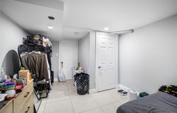 8 Rolling Street, Lynbrook, NY 11563
