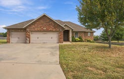 4535 E Cromwell Street, Springfield, MO 65802