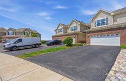 15104 W Quincy Circle, Manhattan, IL 60442