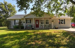 15562 E Kaw Rapids Road, Nevada, MO 64772