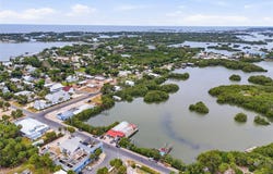 505 3RD Street, CEDAR KEY, FL 32625