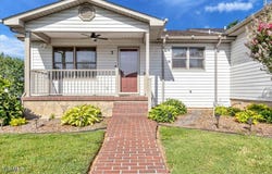 204 Hunter Hills Circle, Bristol, TN 37620