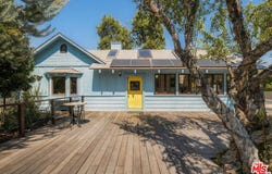 19627 Oxnard St, Tarzana, CA 91356
