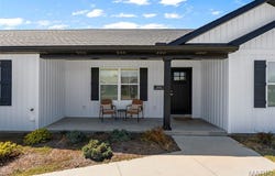 303 Seabiscuit Drive, Sikeston, MO 63801