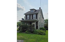 128 MONROE Street, DENVER, PA 17517