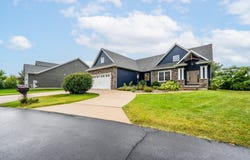 2400 Bay Pointe Drive, St. Joseph, MI 49085