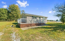 999 Oakwood Dr, Hartford, KY 42347