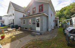 39 Woodward Street, Rochester, NY 14605