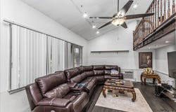 1 Greentree Circle, Westbury, NY 11590