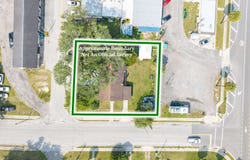 106 DRANE ST, Branford, FL 32008