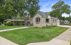 2000 Summit Ave, Waukesha, WI 53188