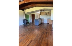 804 EVERGREEN Dr, Tillamook, OR 97141