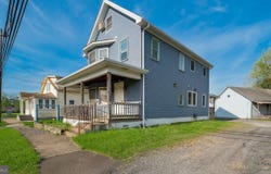 607 BATH RD, BRISTOL, PA 19007