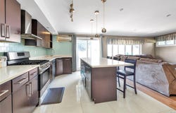 130 Custer Avenue, Williston Park, NY 11596