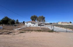 11918 Hemlock, Hesperia, CA 92345