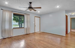 515 E Hill St, McPherson, KS 67460-9764