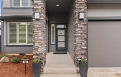 124 W 20TH Way, LaCenter, WA 98629