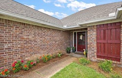 115 Ash Ridge Place, Pearl, MS 39208