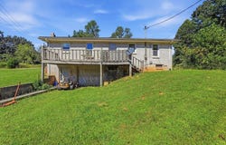 975 Allen Chapel Rd, Hilham, TN 38568