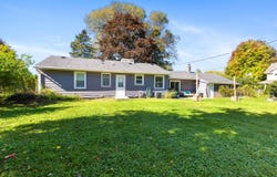 452 Riverview Dr, Grafton, WI 53024