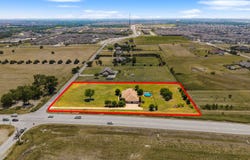 2113 S Coit Road, Celina, TX 75009