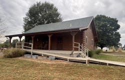 4452 S 70th Road, Bolivar, MO 65613