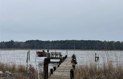 270 River Road Circle, Saluda, VA 23149