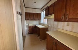 510 3rd St, Pitcairn, PA 15140