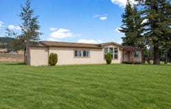 38521 Idaho Rd, Tekoa, WA 99033