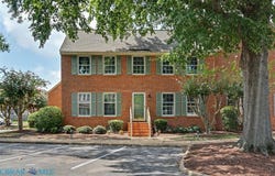19 Capps Qtrs, Hampton, VA 23669