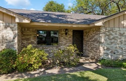 505 Caduceus Lane, Hurst, TX 76053