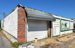 26362 W Main St, West Point, MS 39773