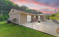 82 Fairway Drive, Jenkins, KY 41537