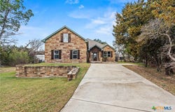 5562 Denmans Loop, Belton, TX 76513