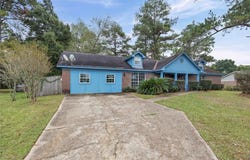 6710 William Way E, Eight Mile, AL 36613