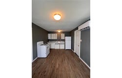 409-411 E 5th Street, Alice, TX 78332