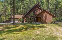 484 Round Prairie Road, Wilderville, OR 97543