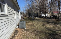 534 Seargent Ave, Marshall, MO 65340