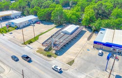 1524 W 7th Avenue, Corsicana, TX 75110