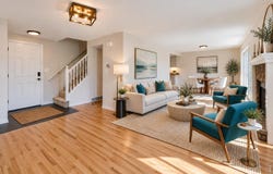 1877 Lincoln Dr, Longmont, CO 80501