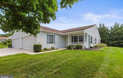 1365 VILLAGE Drive, SPRING GROVE, PA 17362