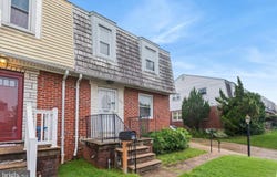 5677 ARNHEM RD, BALTIMORE, MD 21206