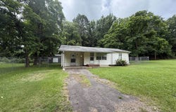 405 CAPITOL, Gilmer, TX 75644