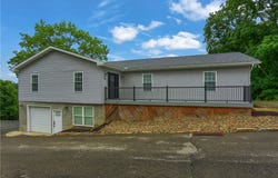303 Garfield Ave, Mars, PA 16046