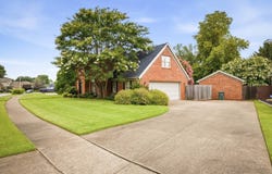 2731 Hillbrooke Pkwy, Owensboro, KY 42303