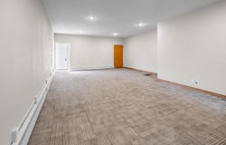 2101 Falls Avenue, Waterloo, IA 50701
